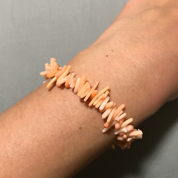 Coral bracelet - Picture 3 of 3